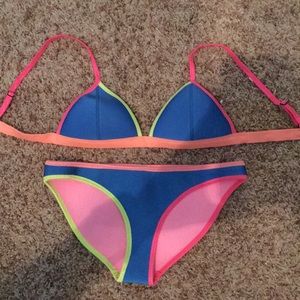 Triangl Bikini